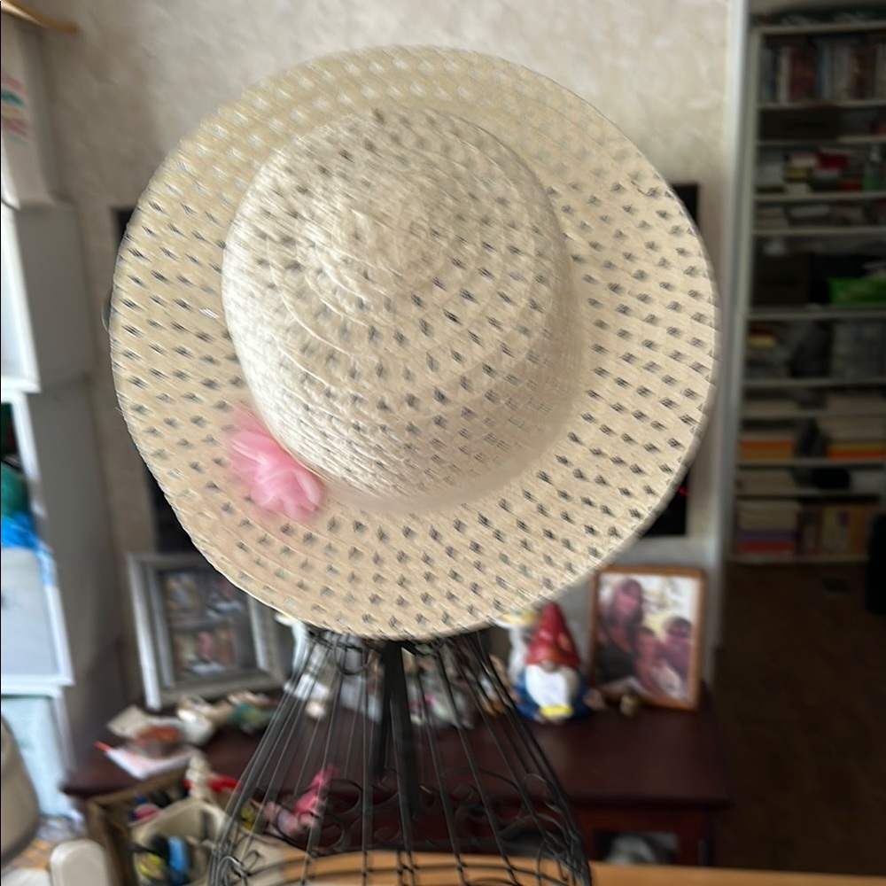 Child’s Straw Hat with Pink Accent
